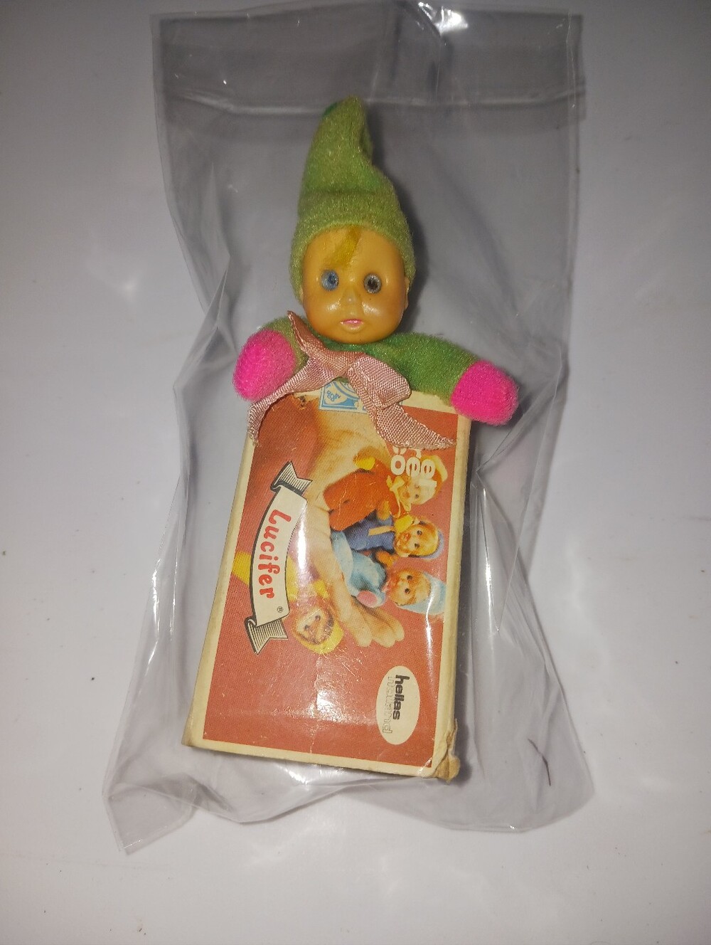 Adorable Vintage EL GRECO matchbox Baby